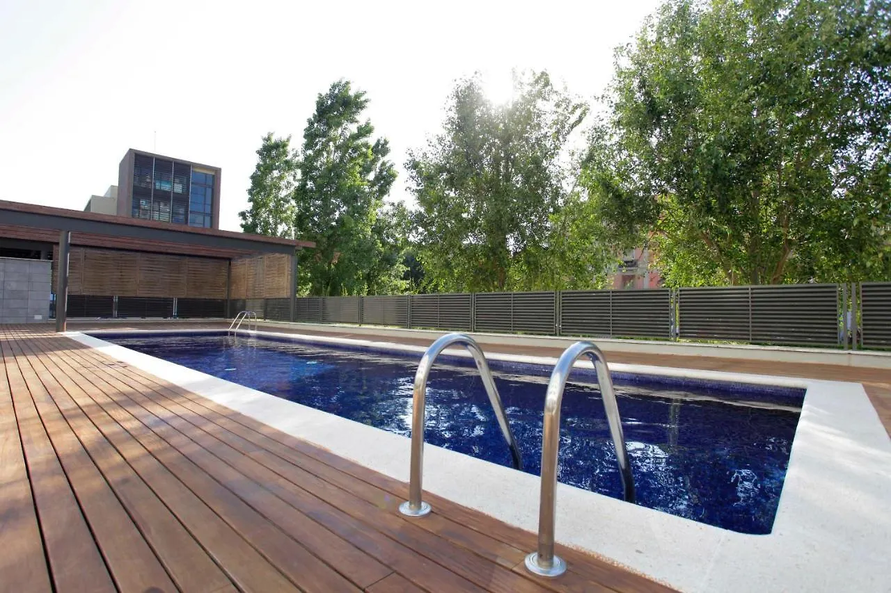 1217 - Pool And Beach Nice Apartment II برشلونة