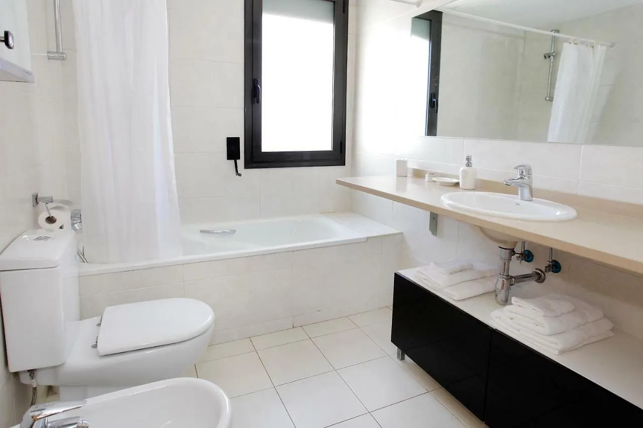 1217 - Pool And Beach Nice Apartment II برشلونة