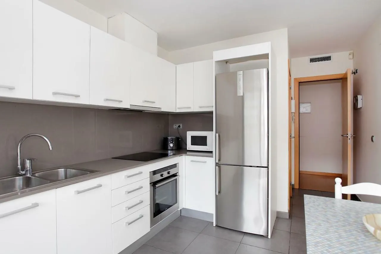 1217 - Pool And Beach Nice Apartment II برشلونة